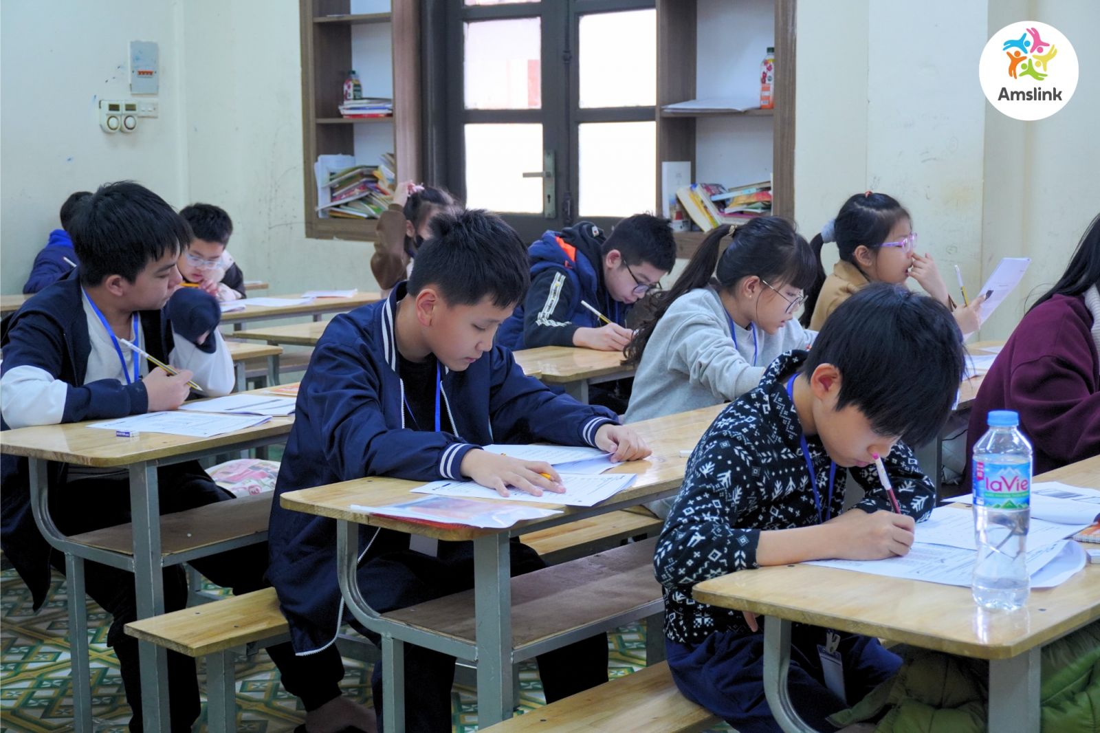 Chỉ cần chuẩn bị những đồ dùng cơ bản và giấy tờ tùy thân