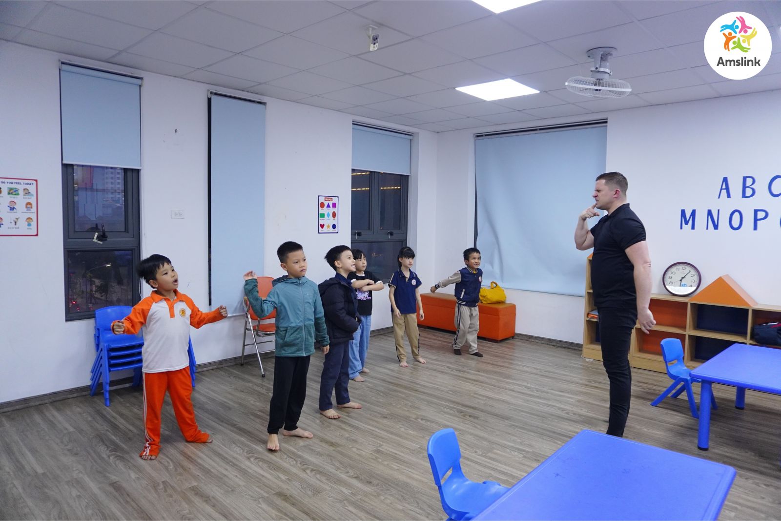 Học qua tình huống cụ thể sẽ giúp bạn dễ dàng ghi nhớ hơn