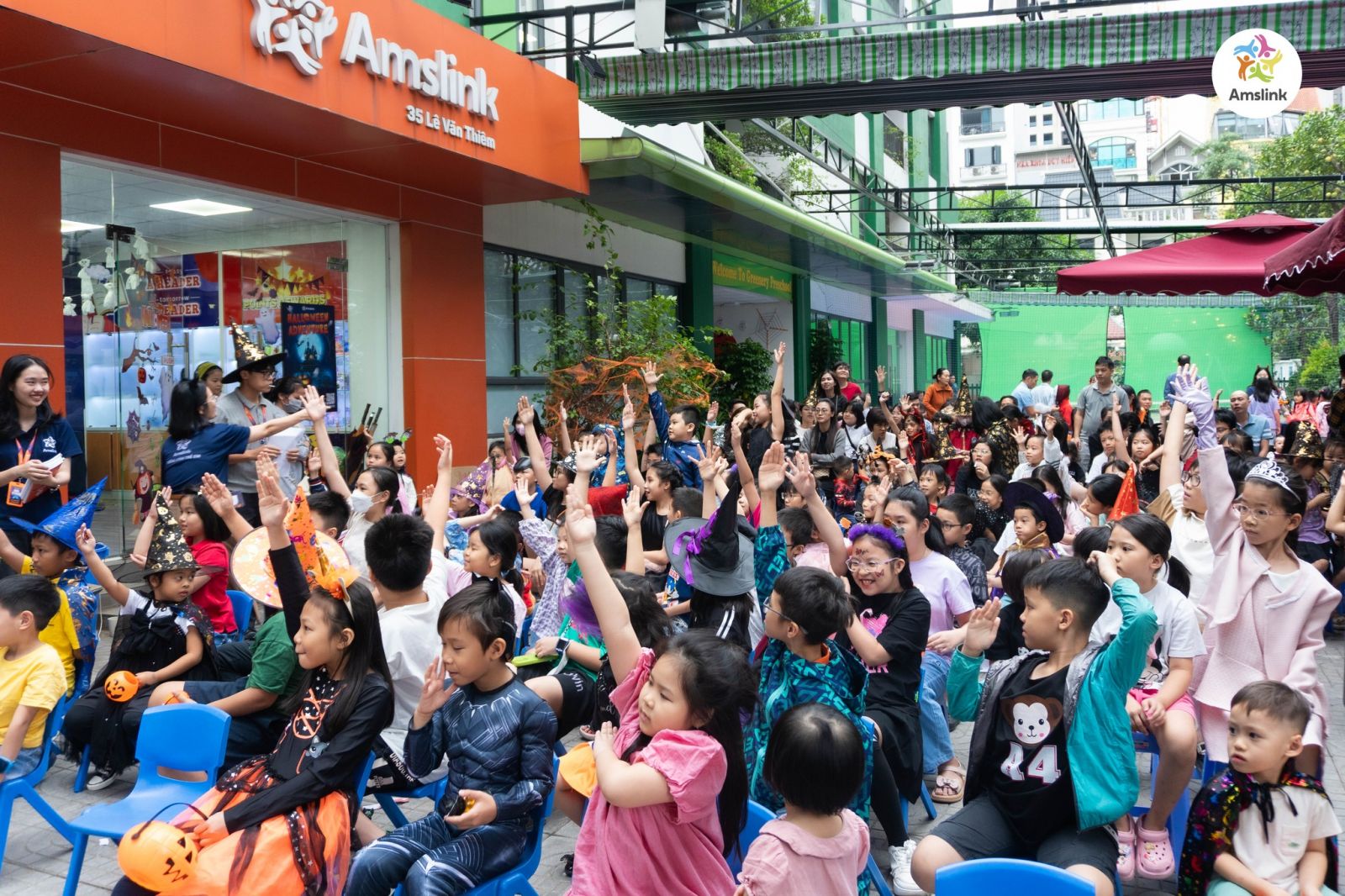 Các hoạt động ngoại khóa mang đến trải nghiệm thực tế và gắn kết cho học viên